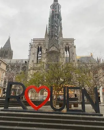 Chez Virginie Agreable Centre Parking 아파트