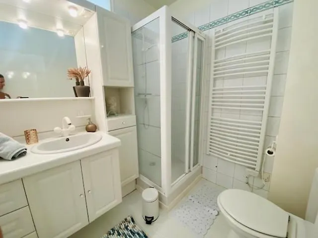 Chez Virginie Agreable Centre Parking Apartamento Ruan